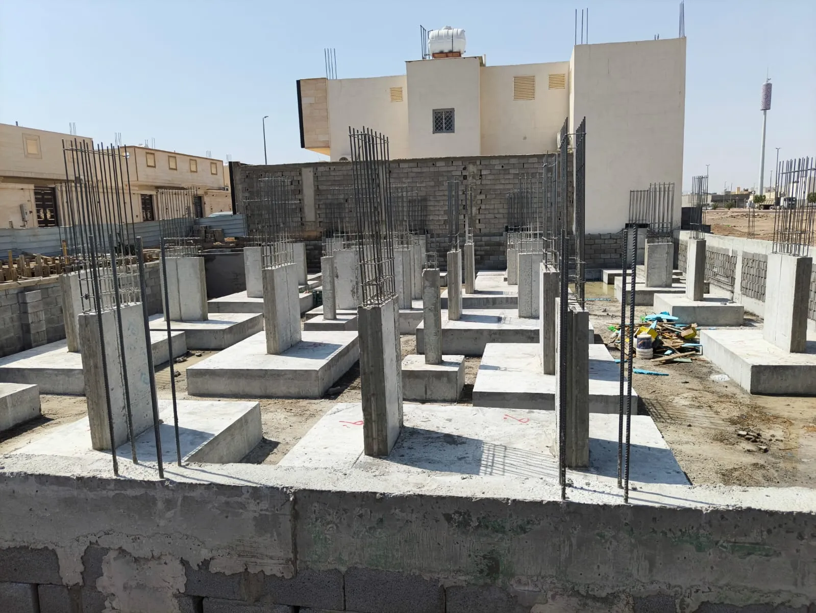 بناء عظم فلل الرياض