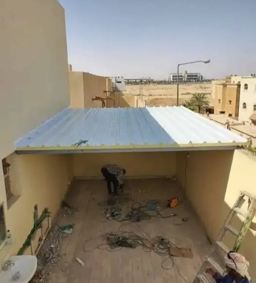بناء وتركيب ساندوتش بانل في الرياض