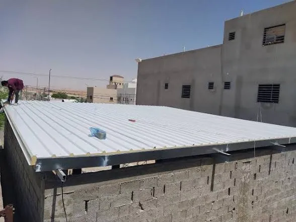 بناء وتركيب ساندوتش بانل في الرياض